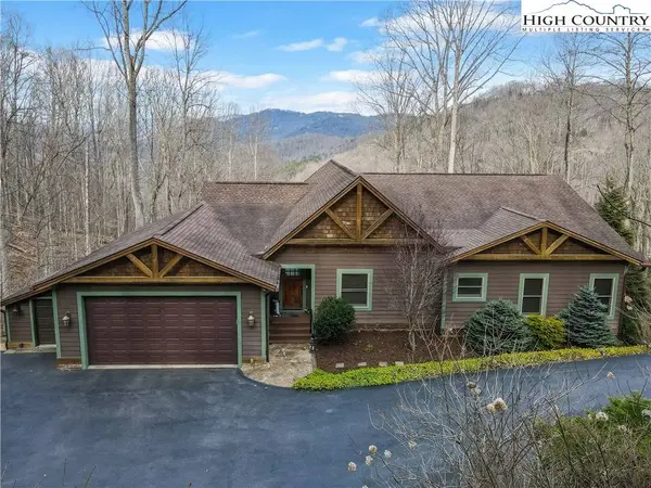 637 Ontario RDG, Boone, NC 28607