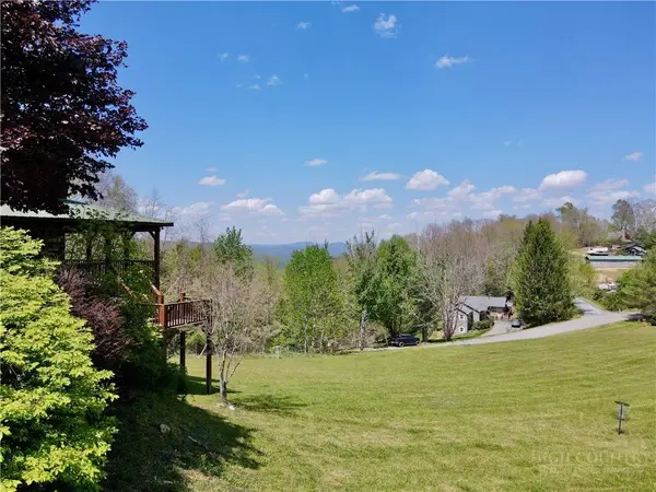 564 Nettles RDG, Banner Elk, NC 28604