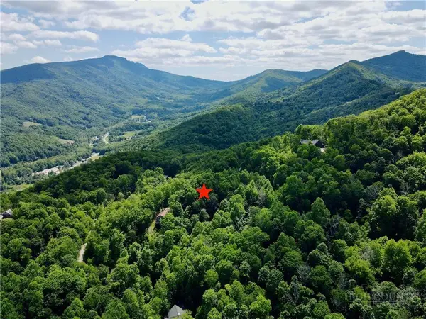 TBD Grandfather Watch LN, Banner Elk, NC 28604