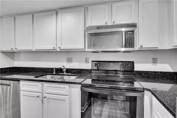 6900 Roswell RD #10Q, Atlanta, GA 30328