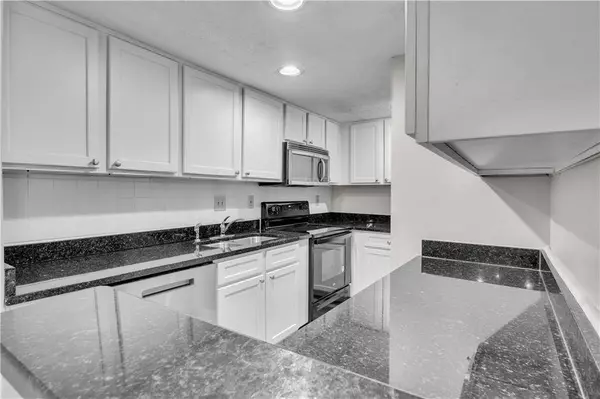 6900 Roswell RD #10Q, Atlanta, GA 30328