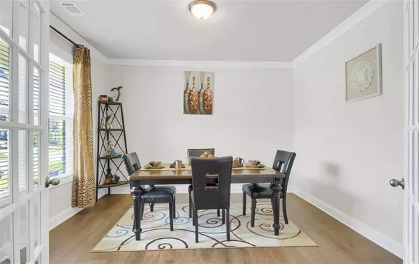 1563 Dover Creek LN, Lawrenceville, GA 30045