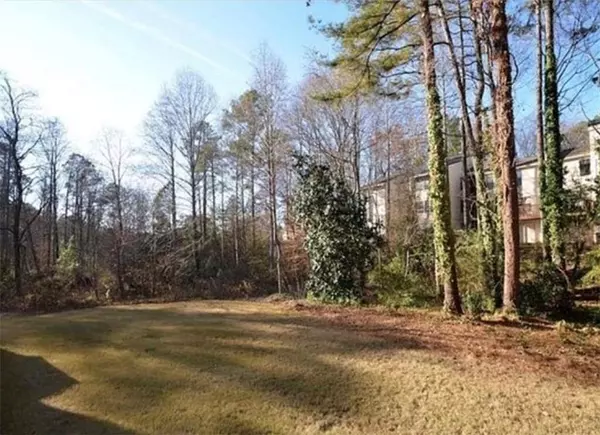 2411 Huntingdon #2411, Atlanta, GA 30350