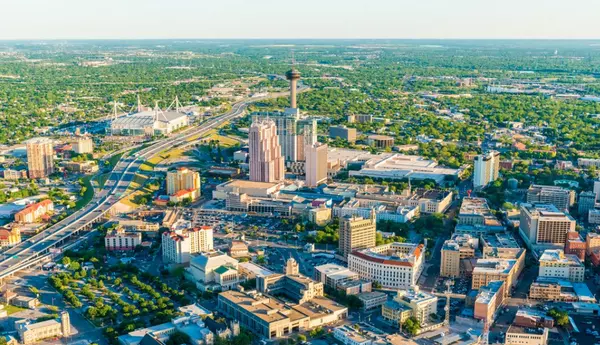 Selling Your Home in San Antonio? Here’s What You Need to Know in 2025