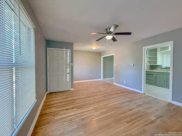 239 AMADOR, San Antonio, TX 78218-1803