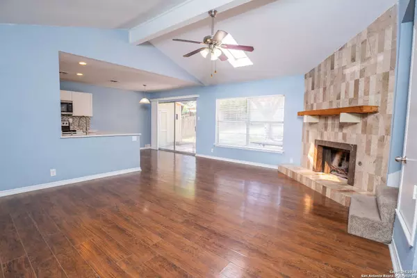 1319 CAVERN TRL, San Antonio, TX 78245-1440