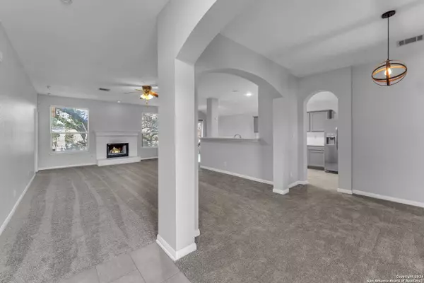 1111 EL SIERRO, San Antonio, TX 78258