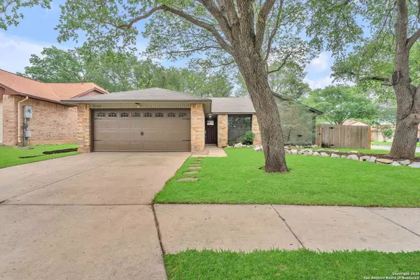 2400 Cedar Ln, Schertz, TX 78154