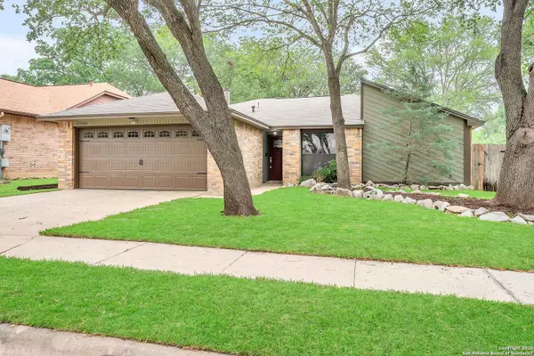 2400 Cedar Ln, Schertz, TX 78154