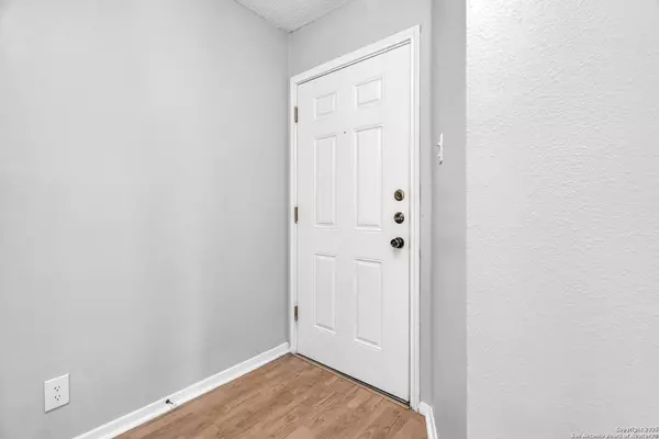 4212 Medical UNIT 1705, San Antonio, TX 78229