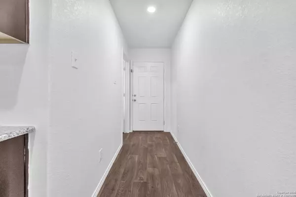 3407 Angus Crossing, San Antonio, TX 78245