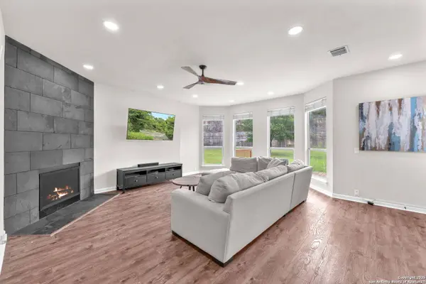 21806 Dolomite, San Antonio, TX 78259