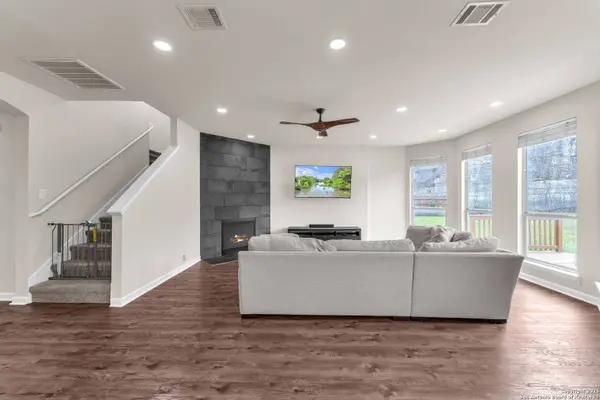 21806 Dolomite, San Antonio, TX 78259