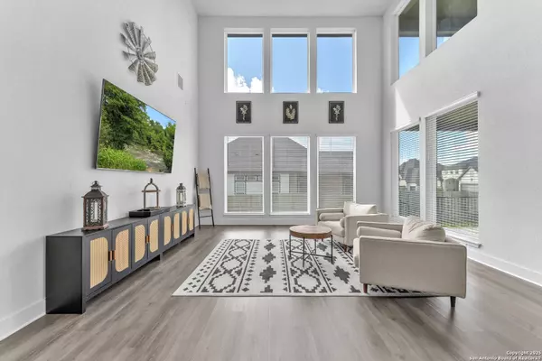 406 Aurora Basin, Cibolo, TX 78108