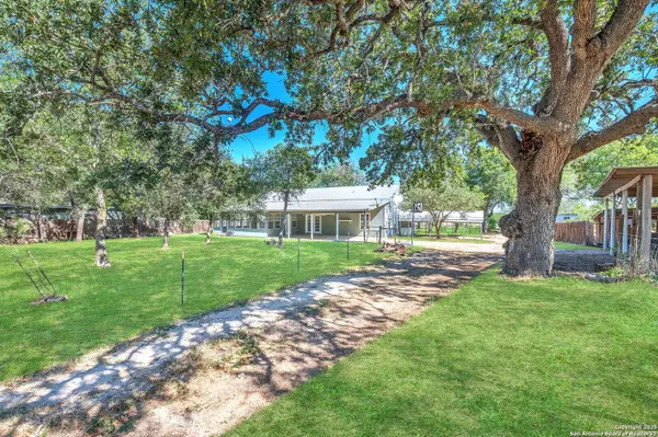 3557 Fm 1346, La Vernia, TX 78121