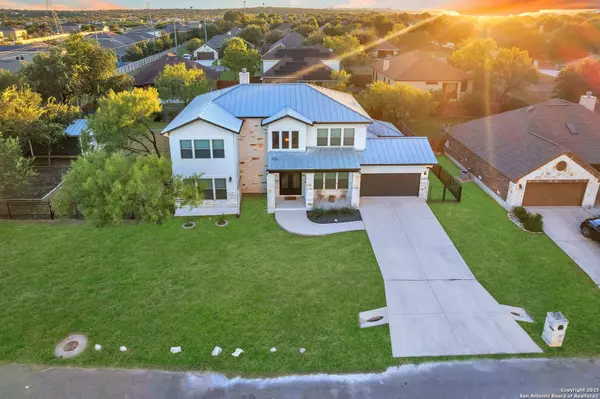 15513 Hill Ln, Selma, TX 78154