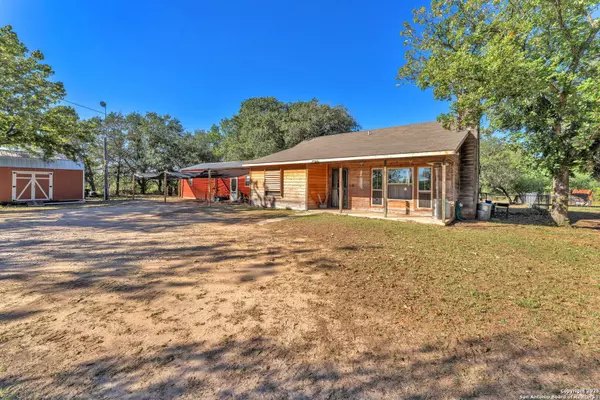 17685 wisdom, Lytle, TX 78052