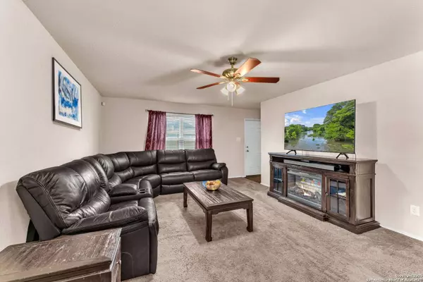 3211 Andromeda Way, Converse, TX 78109