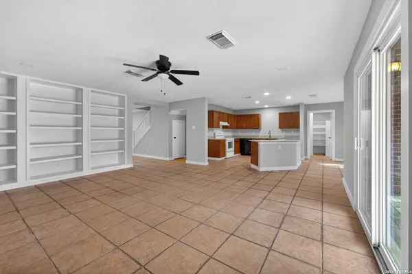 7607 Montford, Converse, TX 78109