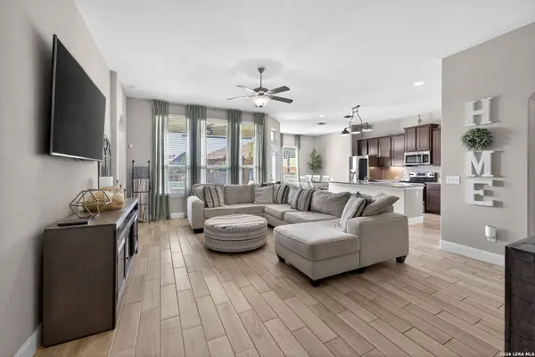 1608 Alvin Cir, New Braunfels, TX 78130