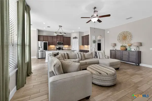 1608 Alvin Cir, New Braunfels, TX 78130