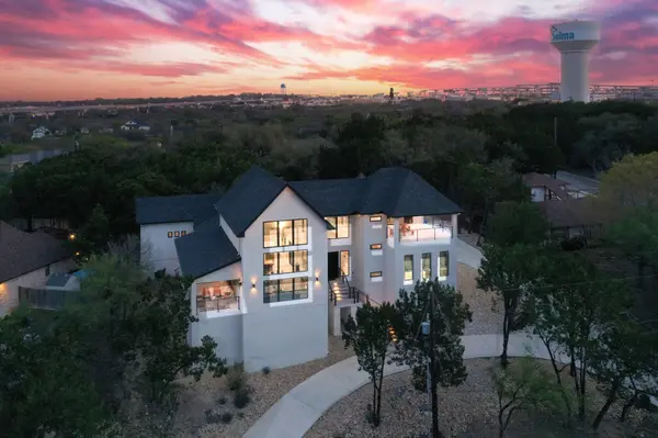 8024 Alton Blvd, Selma, TX 78154-3301