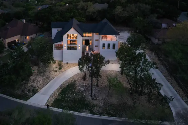 8024 Alton Blvd, Selma, TX 78154-3301