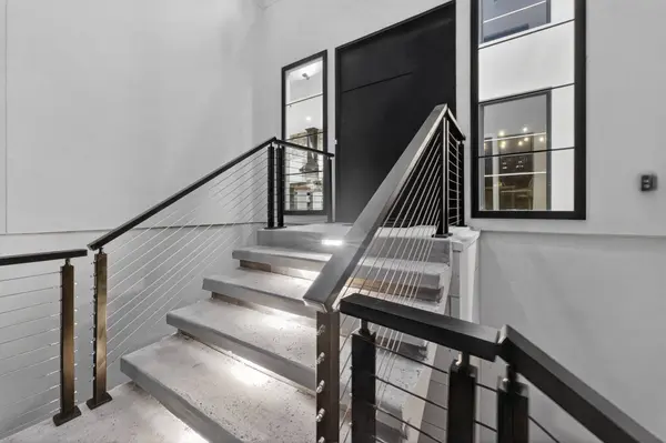 8024 Alton Blvd, Selma, TX 78154-3301