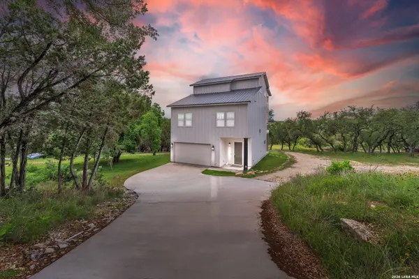 2488 Waterfront Park, Canyon Lake, TX 78133