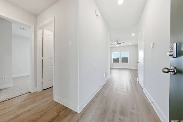 1325 Falls Grove, Seguin, TX 78155