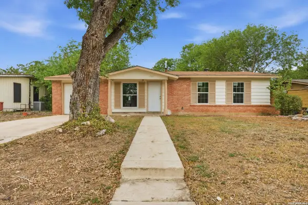 221 Park, Universal City, TX 78148