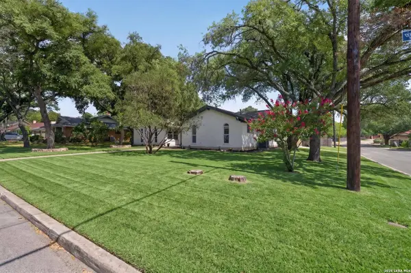 721 BALFOUR DR, Windcrest, TX 78239