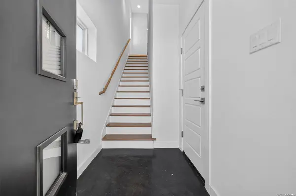1735 Gramercy Pl UNIT 201, San Antonio, TX 78201