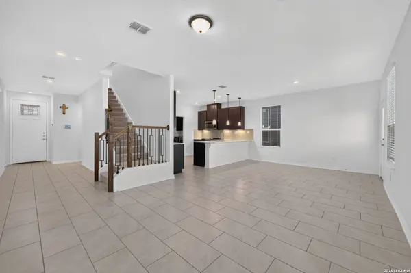 14839 VANCE JACKSON RD, San Antonio, TX 78249