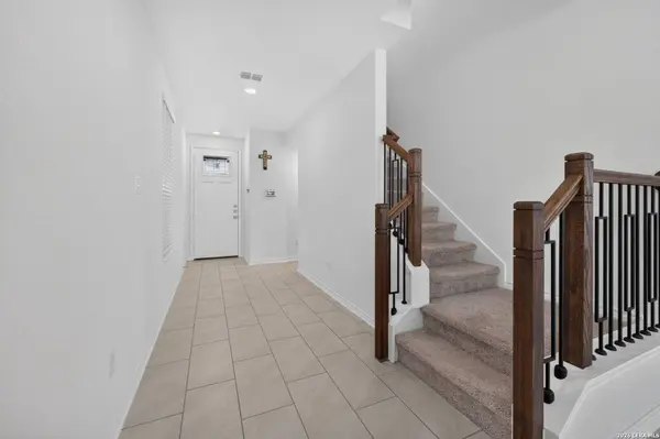 14839 VANCE JACKSON RD, San Antonio, TX 78249