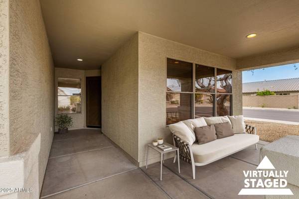 10225 W COUNTRY CLUB Trail, Peoria, AZ 85383