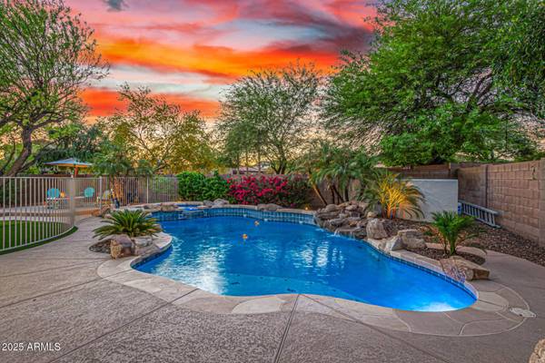 12358 W MILTON Drive, Peoria, AZ 85383