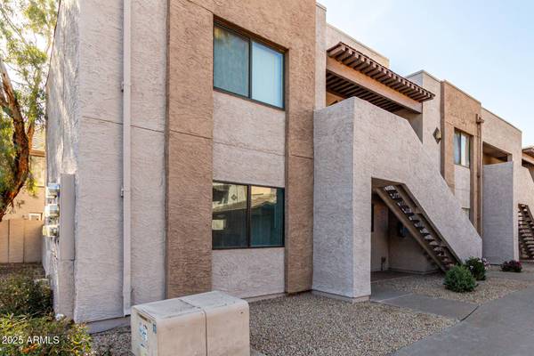 1065 W 1ST Street #101, Tempe, AZ 85281