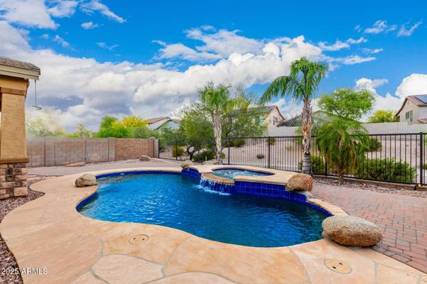 12702 W DOVE WING Way, Peoria, AZ 85383