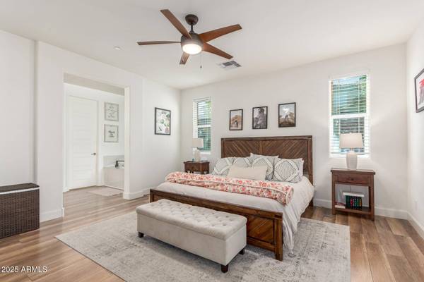 13720 W AMBERWING Street, Peoria, AZ 85383