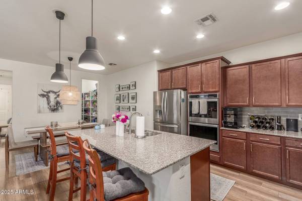 13720 W AMBERWING Street, Peoria, AZ 85383