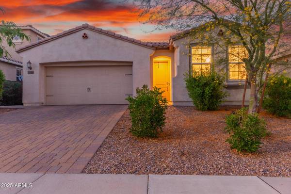 13720 W AMBERWING Street, Peoria, AZ 85383
