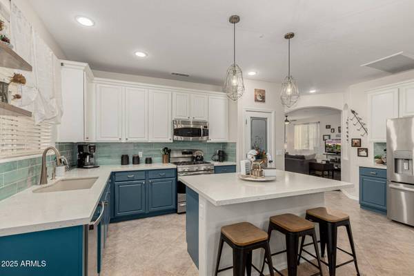 12062 W DUANE Lane, Peoria, AZ 85383