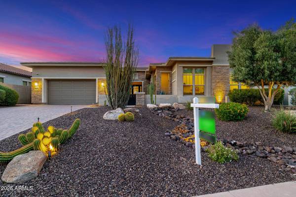 11796 W CREOSOTE Drive, Peoria, AZ 85383