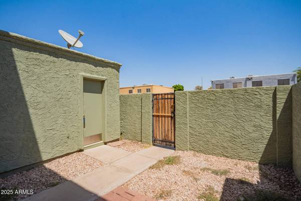 14004 N 54TH Avenue, Glendale, AZ 85306