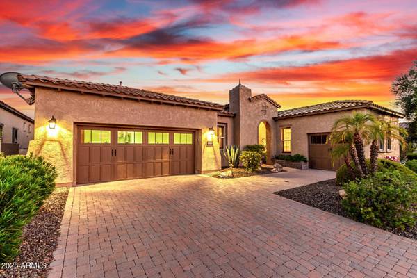 12701 W DALE Lane, Peoria, AZ 85383