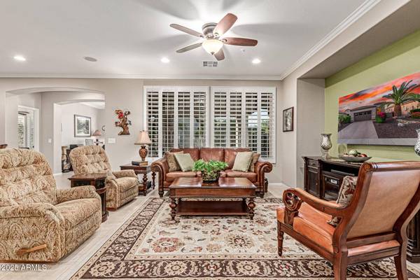 12726 W DALE Lane, Peoria, AZ 85383