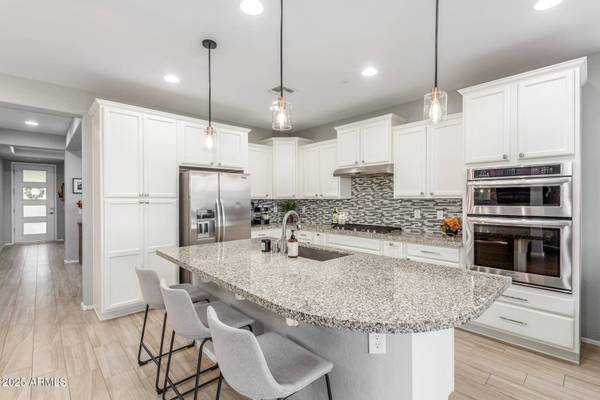 12765 W BURNSIDE Trail, Peoria, AZ 85383