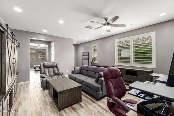 13735 W AMARANTH Street, Peoria, AZ 85383