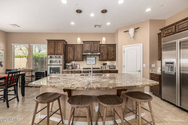 12498 W PALO BREA Lane, Peoria, AZ 85383